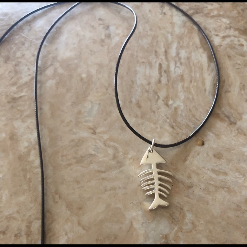 Silver pendant on leather cord 🐟 - Picture 5 of 6